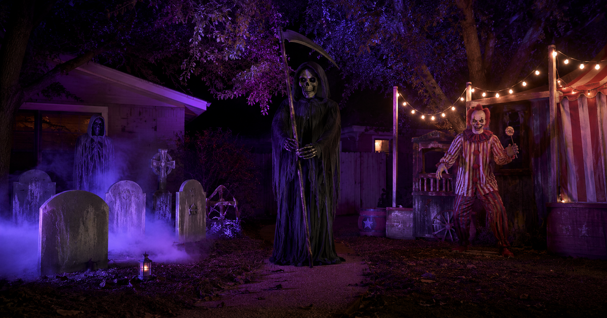 Haunted Hill Farm Decor by Theme: Graveyard, Carnival & More