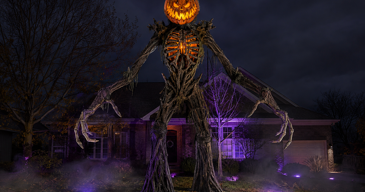 Lowe's 12-Ft Pumpkin King Animatronic (2026): First Look and Buying Guide