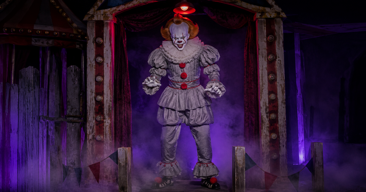 Spirit Halloween Pennywise Animatronic (2026): Price, Specs & Full Review